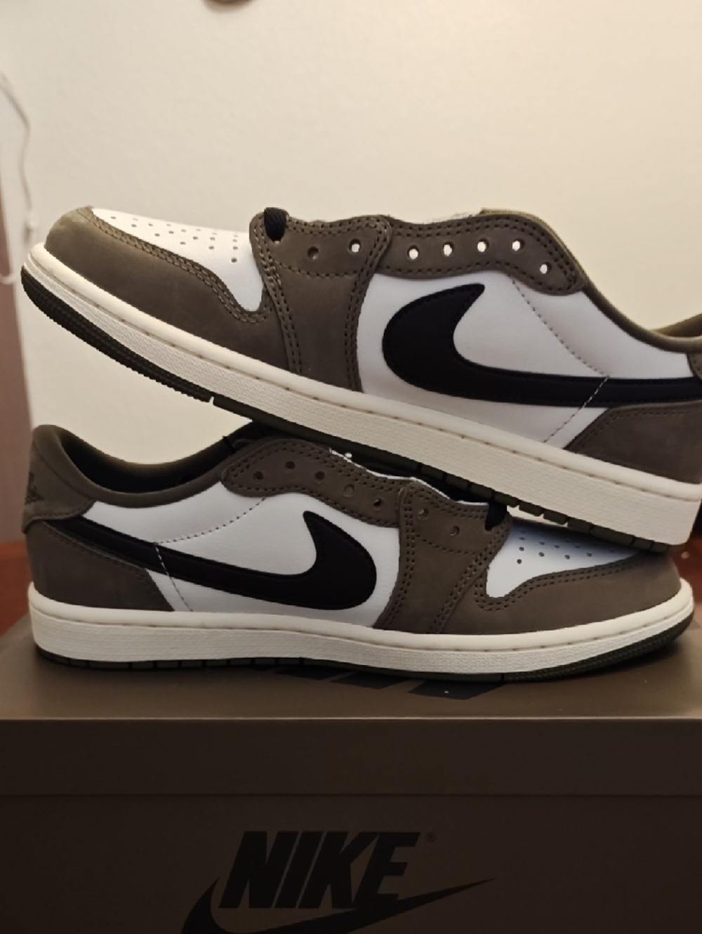 Jordan Air Jordan 1 Retro Low OG - Olive/Black
